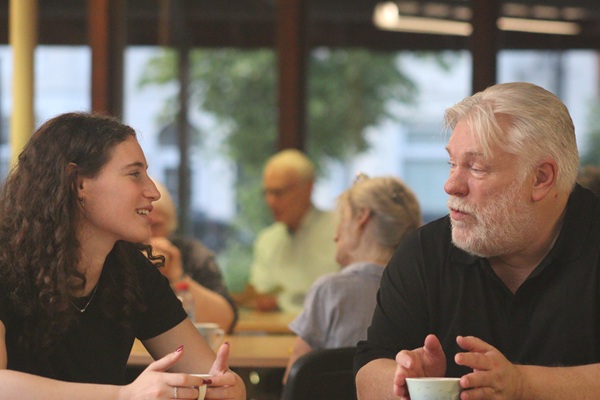 Elisabeth and Tim chatting at breaktime